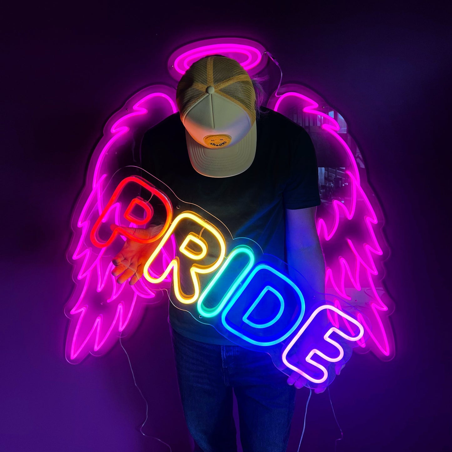 "PRIDE" LED NEONSKILT. Bestilling!