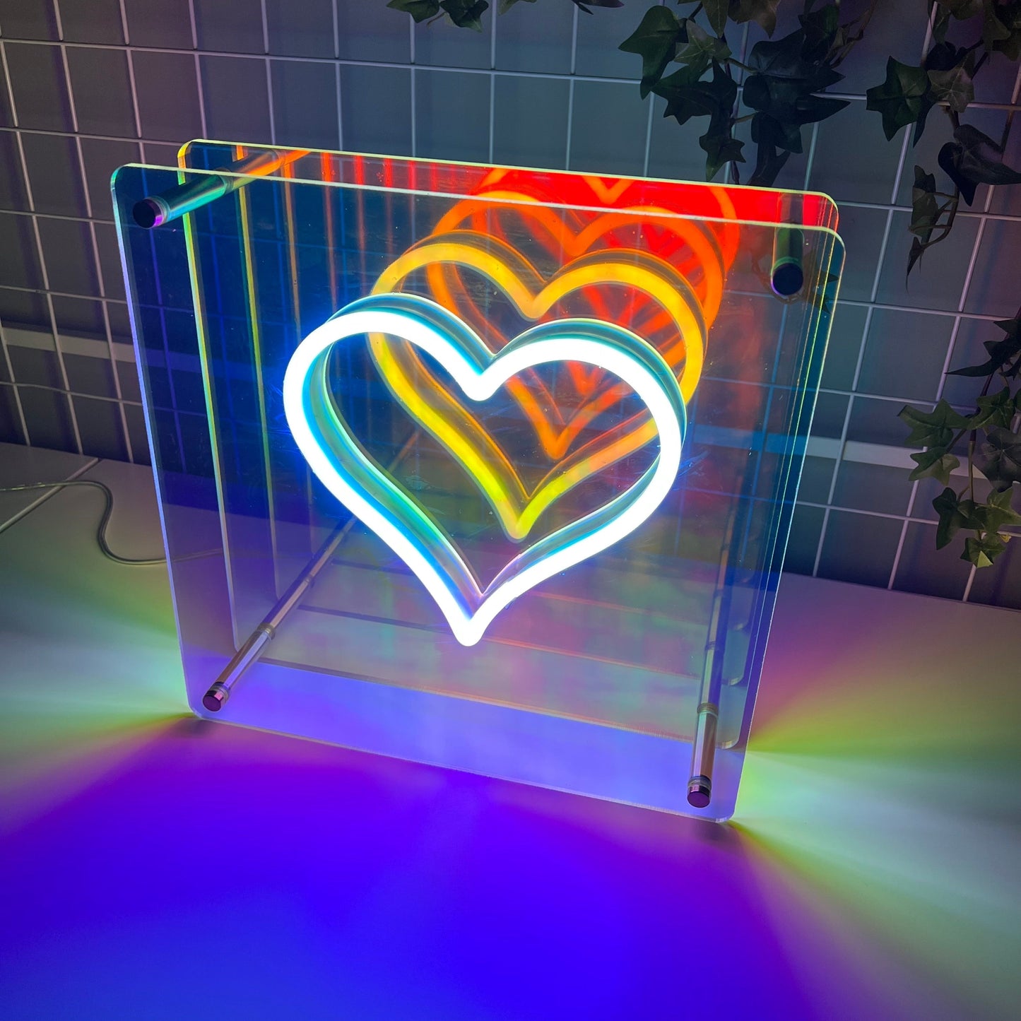 "INFINITY HEART" LED NEONSKILT. Stående