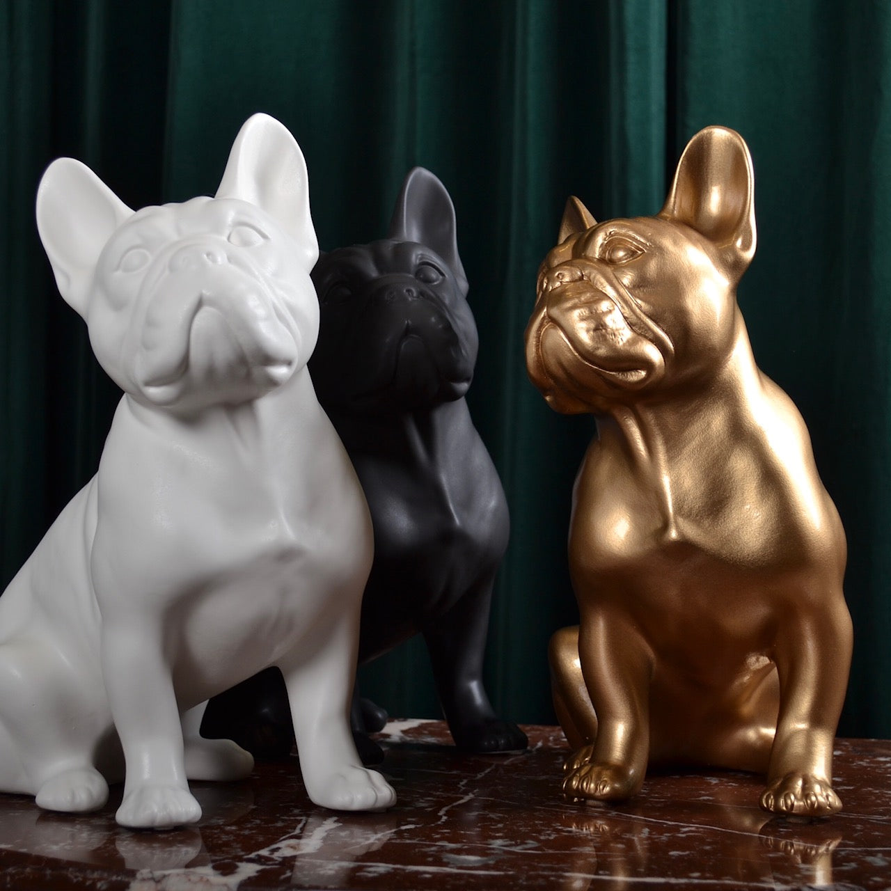 Porselen - Franskbulldog GULL