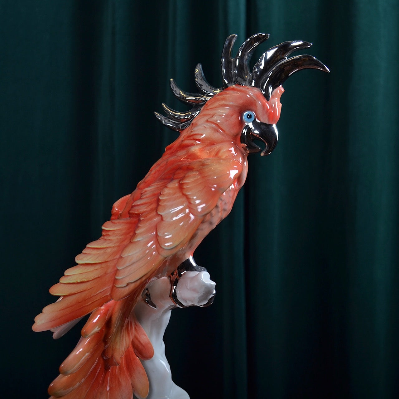 Porselen "Oransje Papegøye med silver krone" 40 cm. Bestilling!