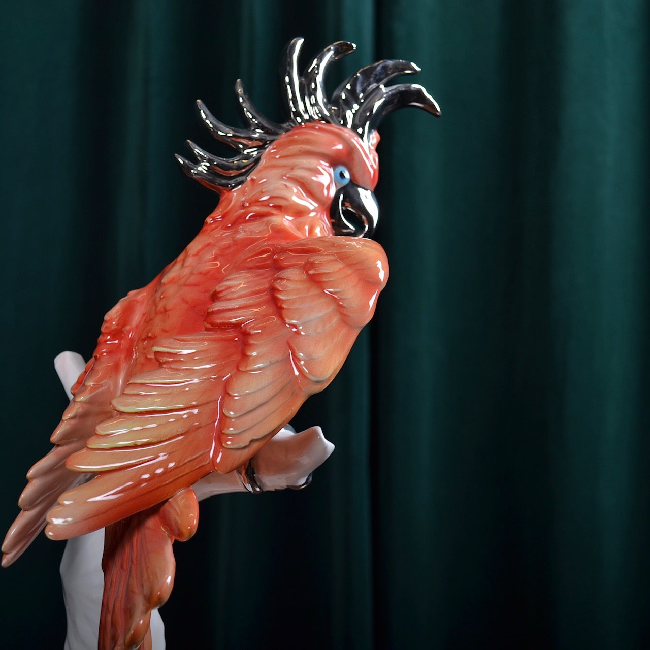 Porselen "Oransje Papegøye med silver krone" 40 cm. Bestilling!