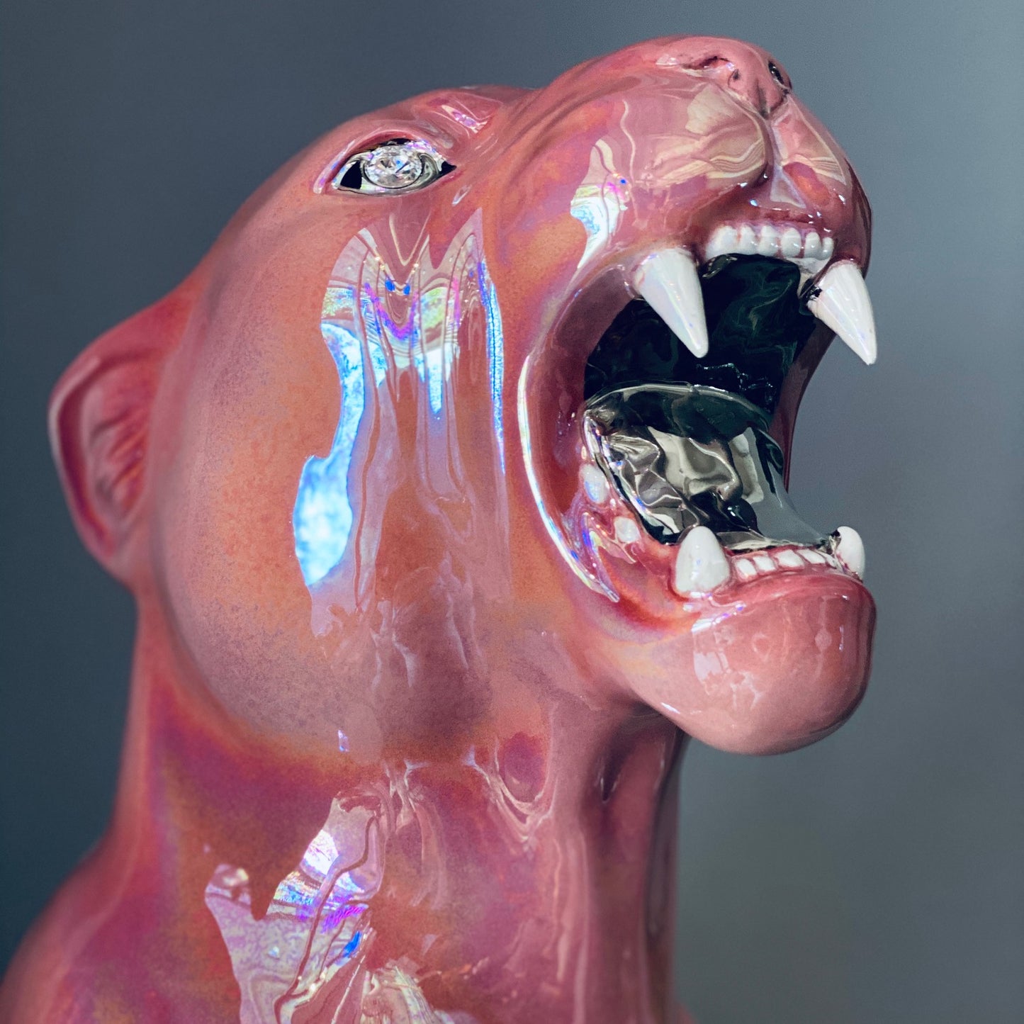Porselen "Panter" Metallic Pink. H62 cm. Bestilling!