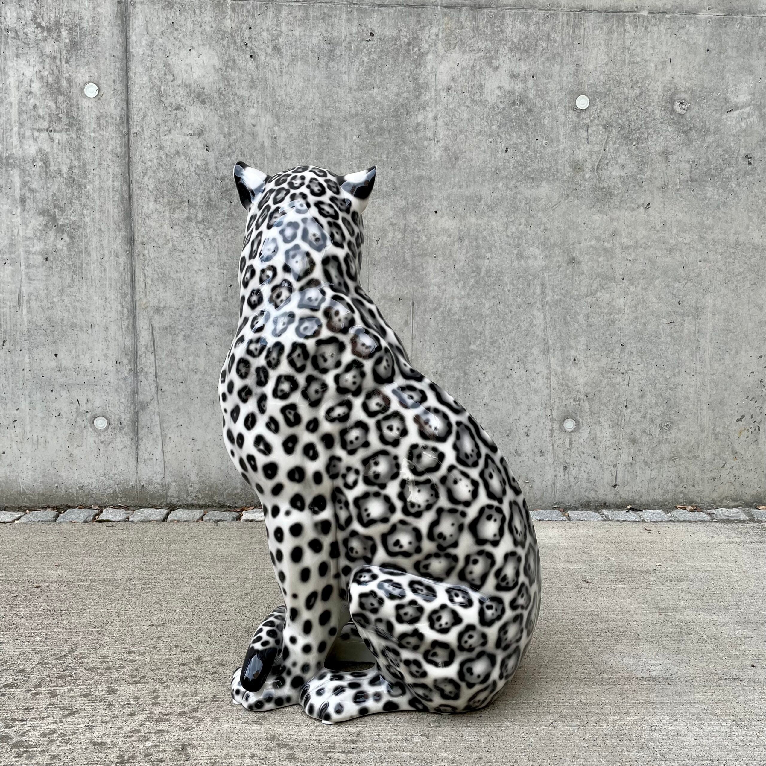 Porselen "Jaguar" 88cm. Svart og Hvit. Bestilling!