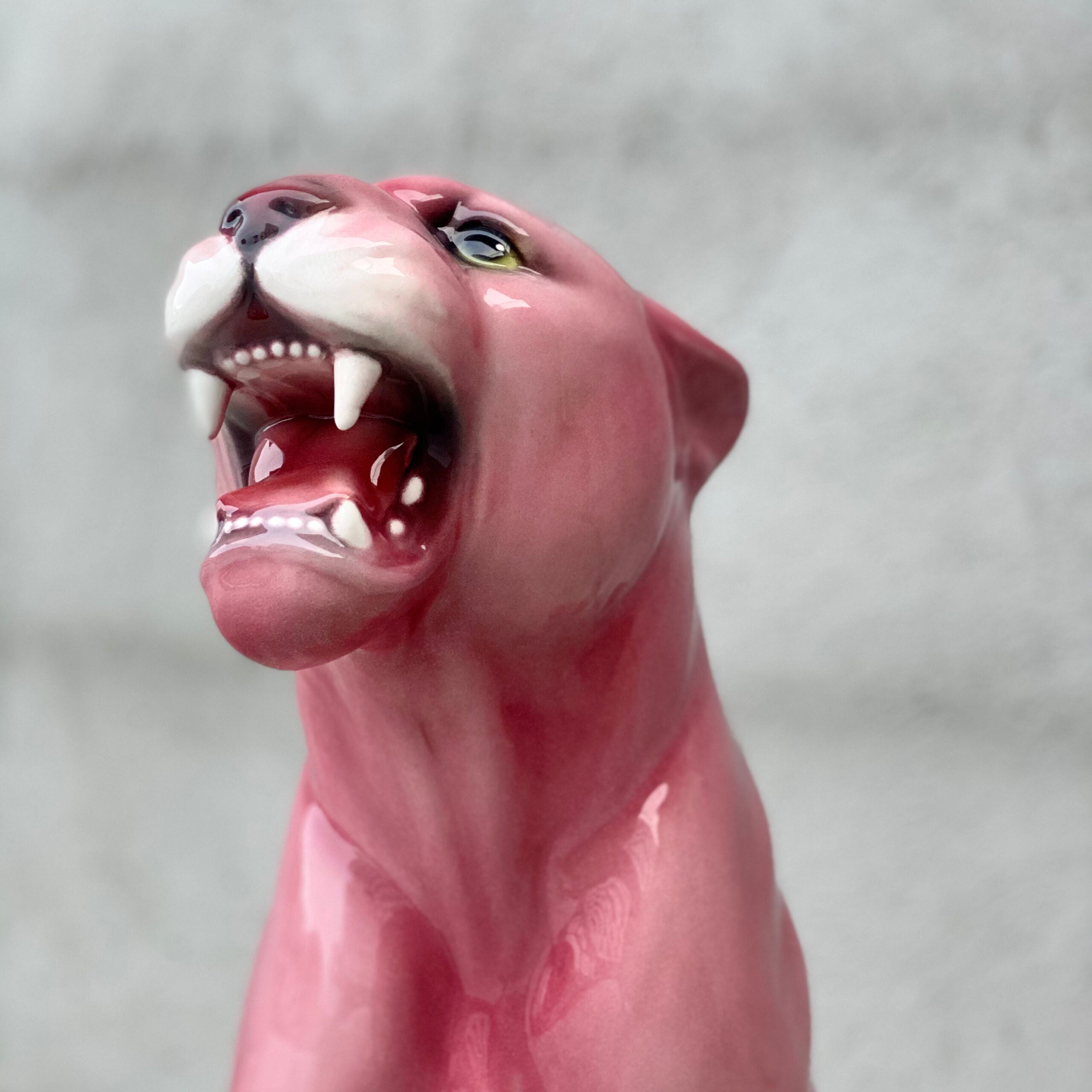 Porselen "Rosa Panter" M. 45 cm