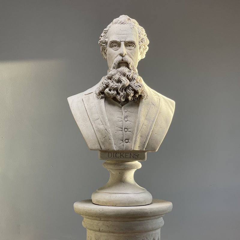 Statue "CHARLES DICKENS"