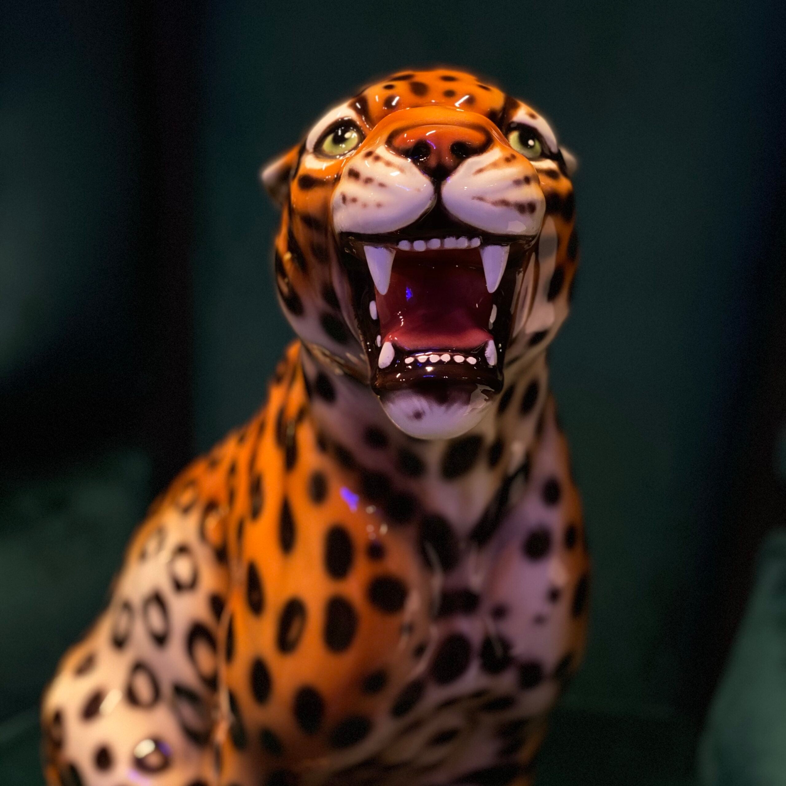 Porselen "Leopard" M 45 cm.