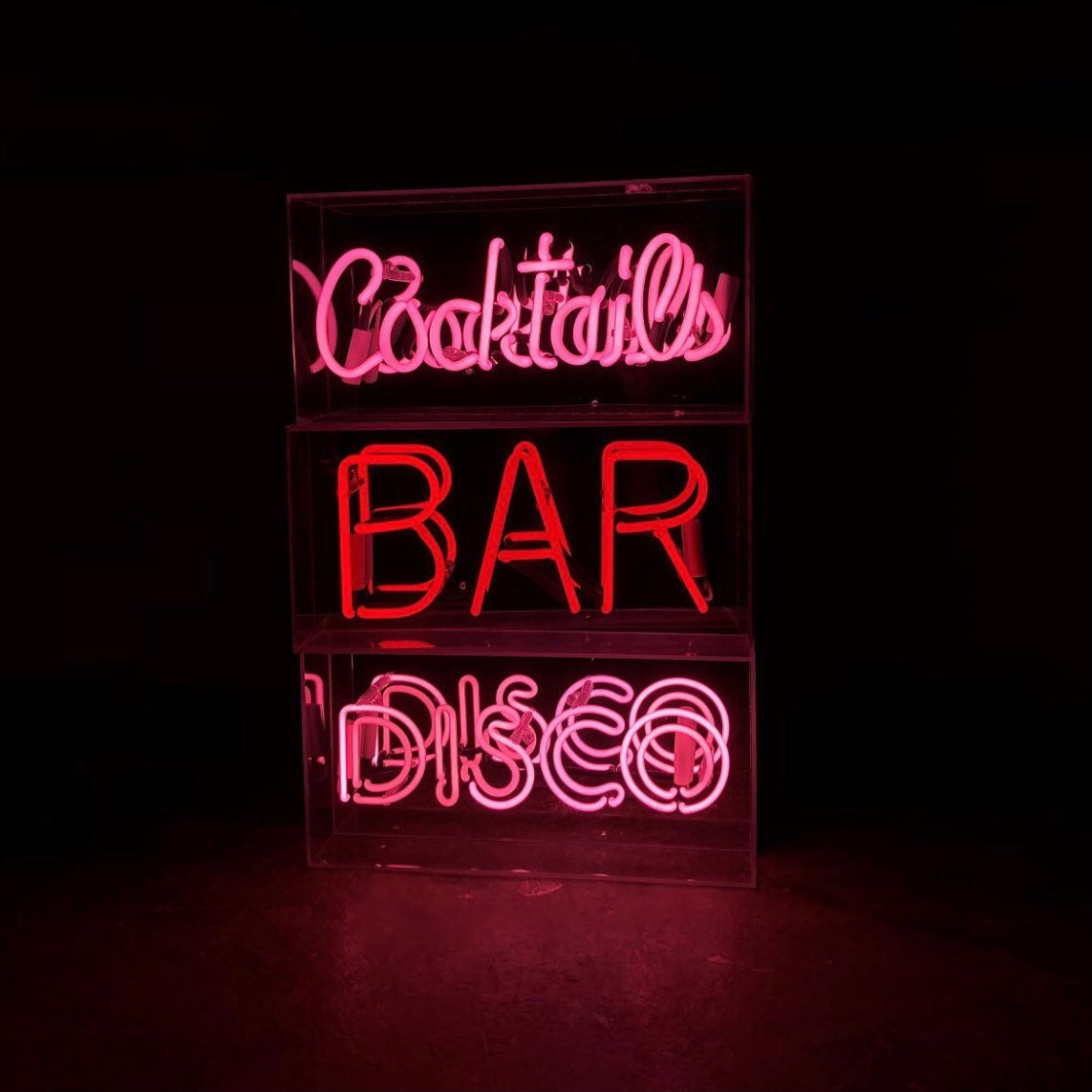 Neon “DISCO” Pink. Akrylboks
