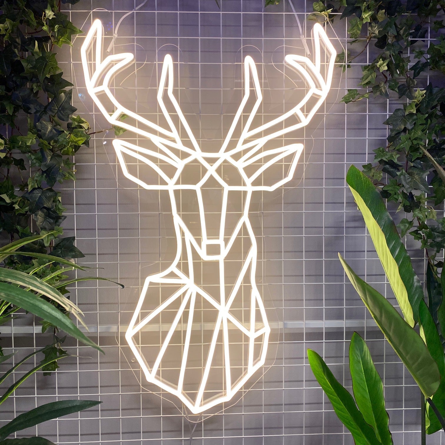Neonskilt "RainDeer" Warm white