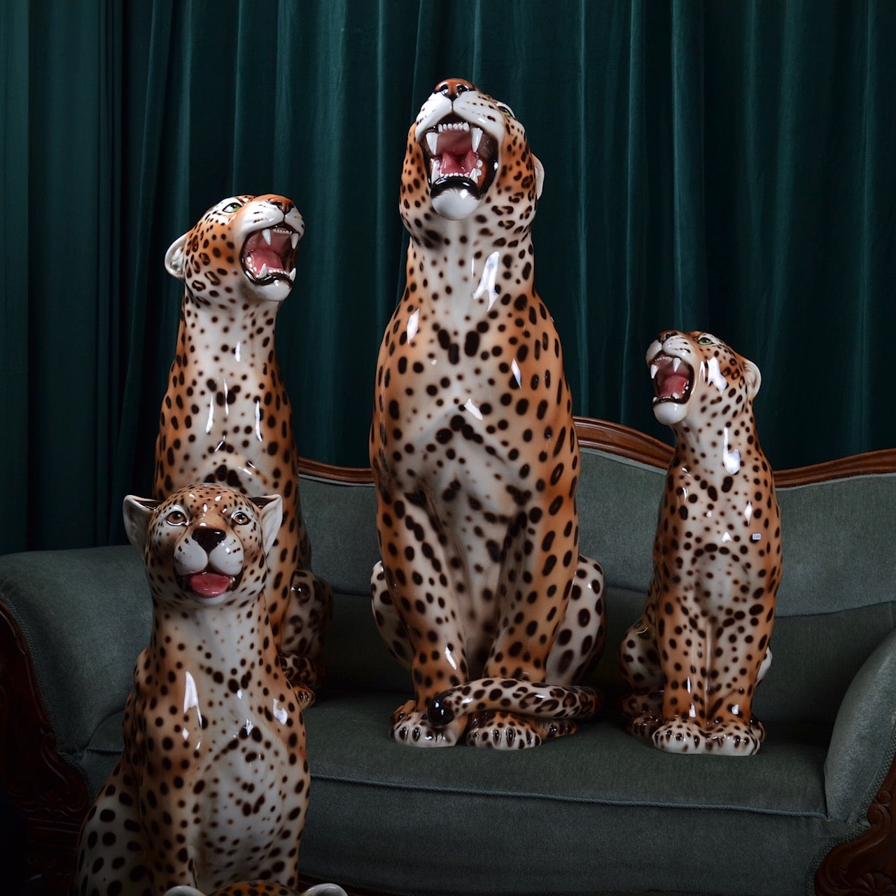 Porselen "Leopard" XXL 96 cm. Bestilling