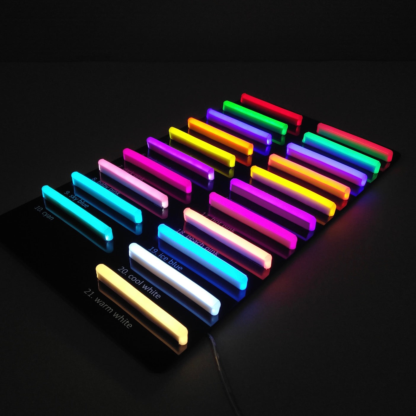 "MAGIC" 56x17cm. LED NEONSKILT.  Bestilling!