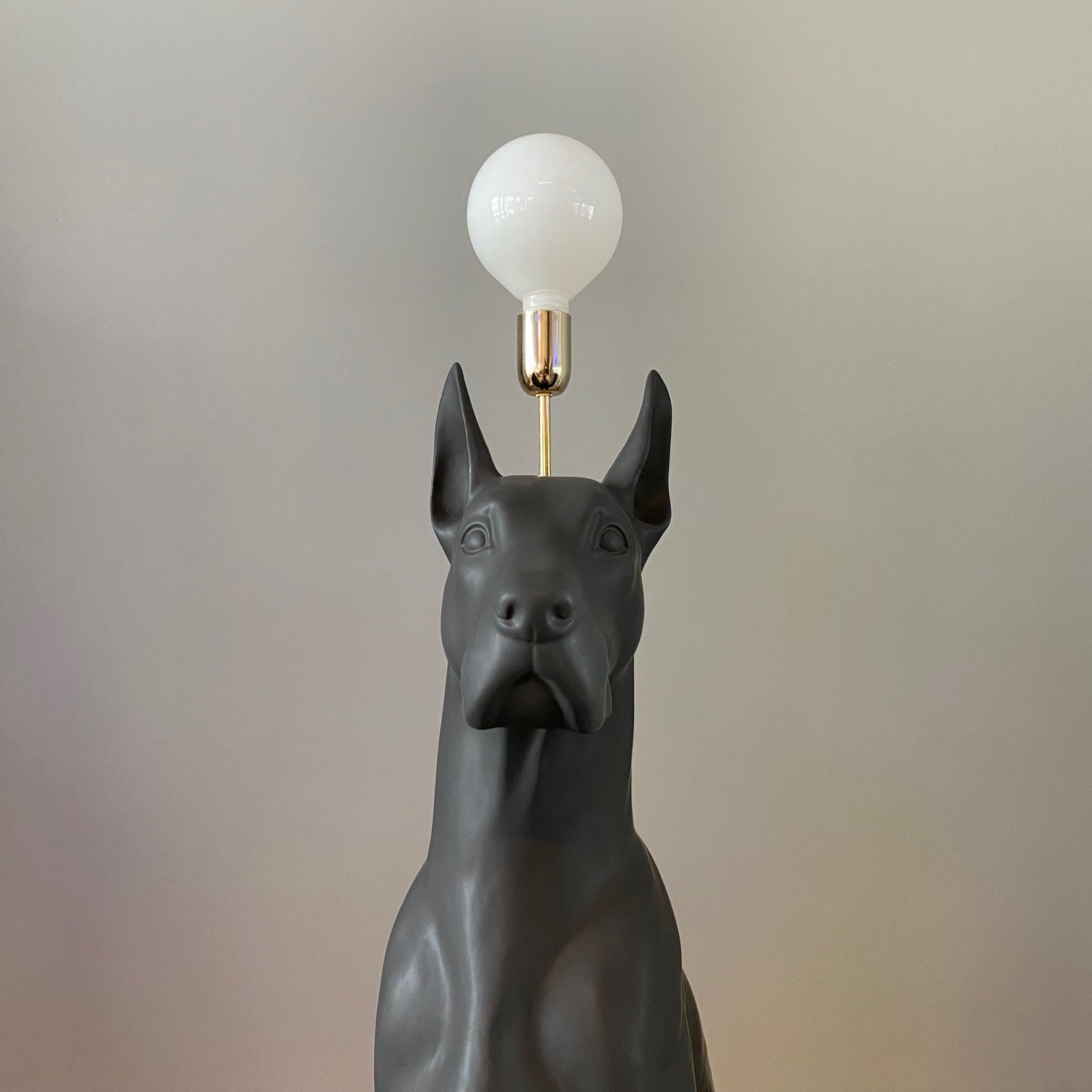 Lampe "Doberman" XXL "Bestilling"