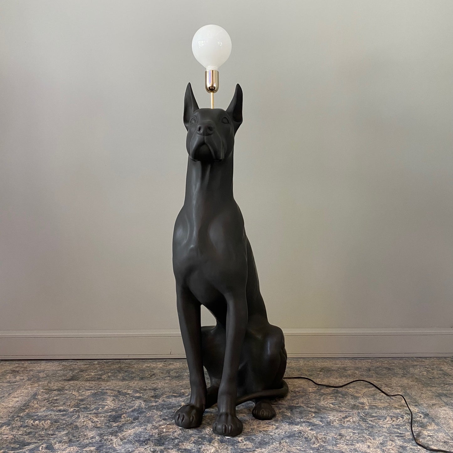 Lampe "Doberman" XXL "Bestilling"