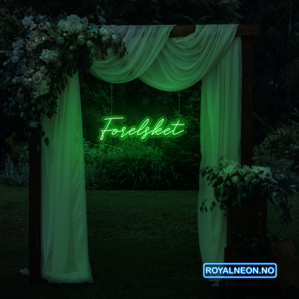 "Forelsket" Led Neonskilt. Bestilling!
