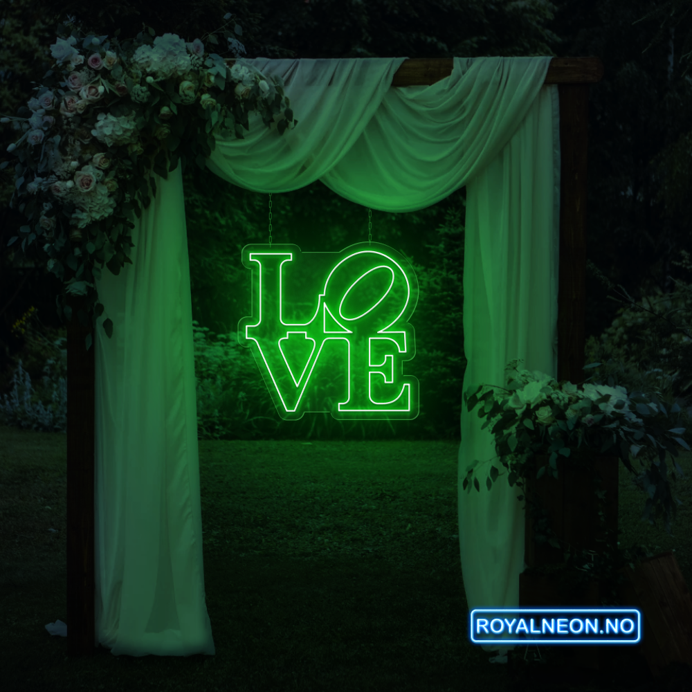 "LOVE" Led Neonskilt. Bestilling!
