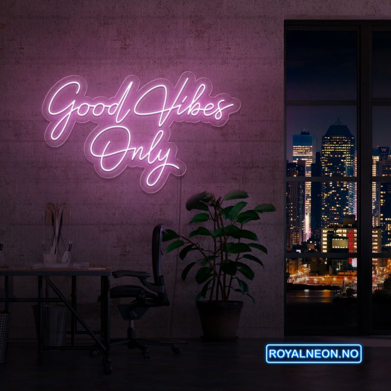 "Good Vibes Only" LED NEONSKILT. 78x48 cm. Bestilling!